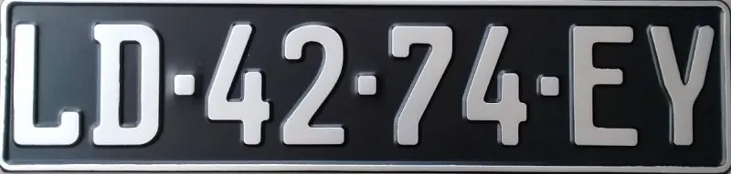 Chapa de matrícula de alumínio preta 460 mm, modelo padrão para carros, máquinas e tractores em Angola